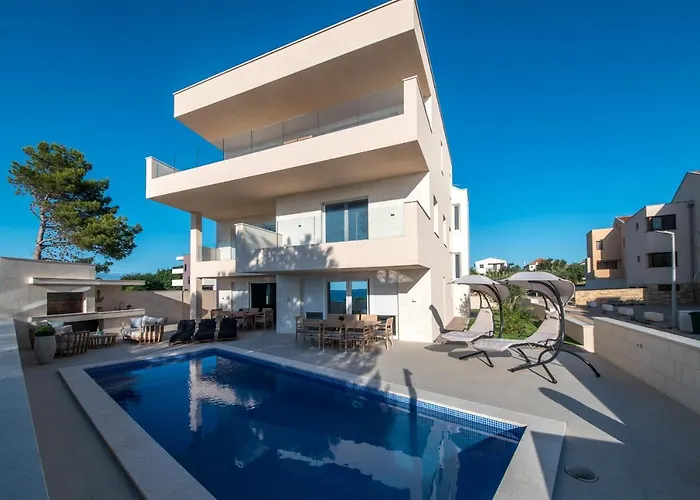 Διαμέρισμα Zitab Luxury *